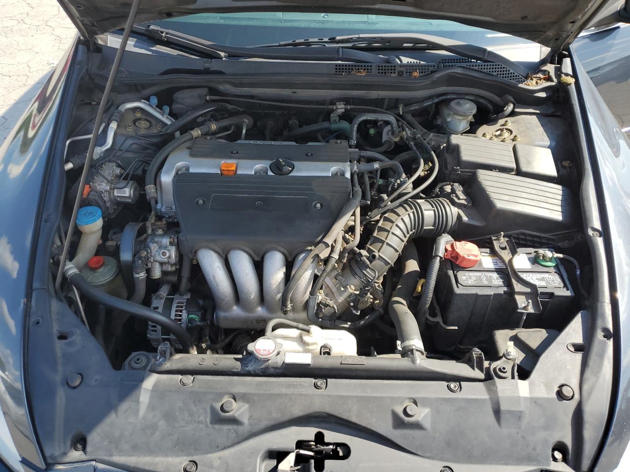 2004 Honda Accord Lx VIN: 1HGCM56364A077943 Lot: 65475405