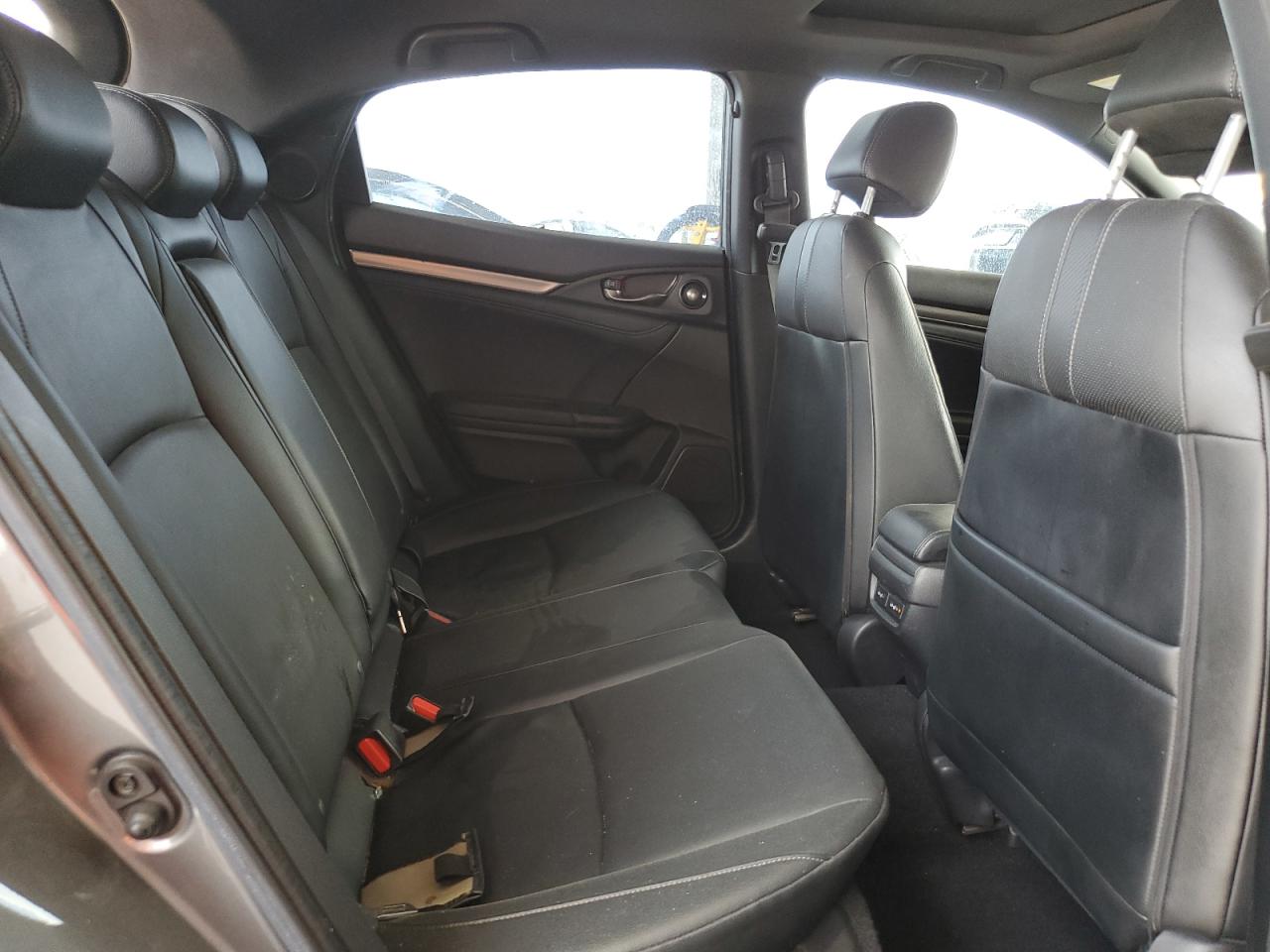 2017 Honda Civic Sport Touring VIN: SHHFK7H99HU219275 Lot: 65898015