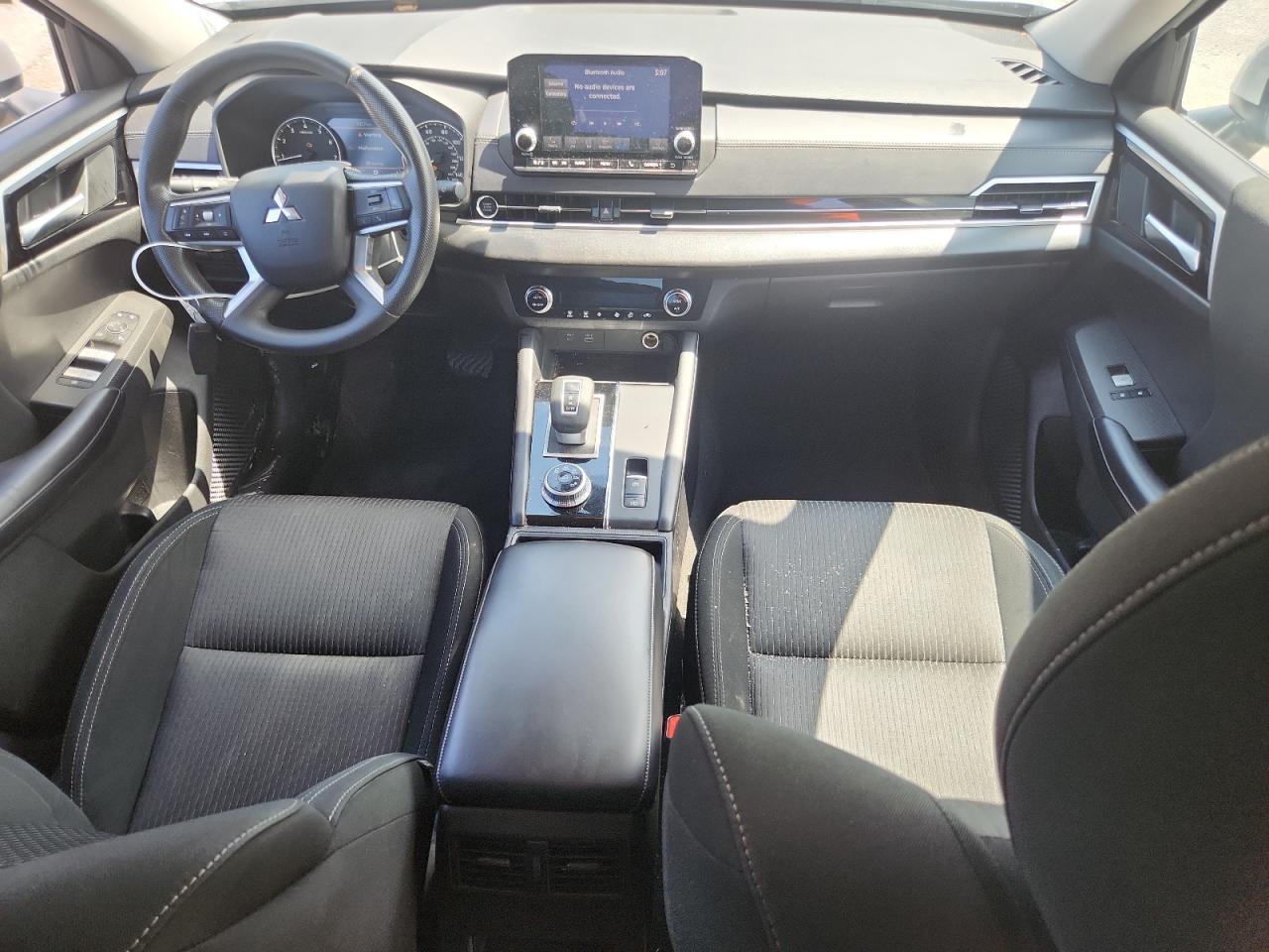 2023 Mitsubishi Outlander Es VIN: JA4J3TA89PZ008728 Lot: 64230095