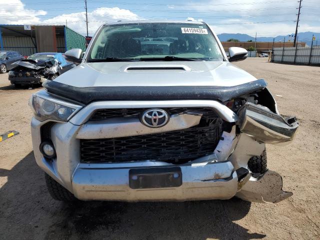  TOYOTA 4RUNNER 2017 Srebrny