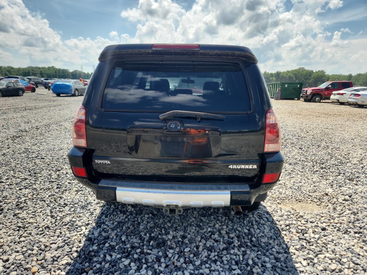 2003 Toyota 4Runner Sr5 VIN: JTEBU14RX30015813 Lot: 64470535