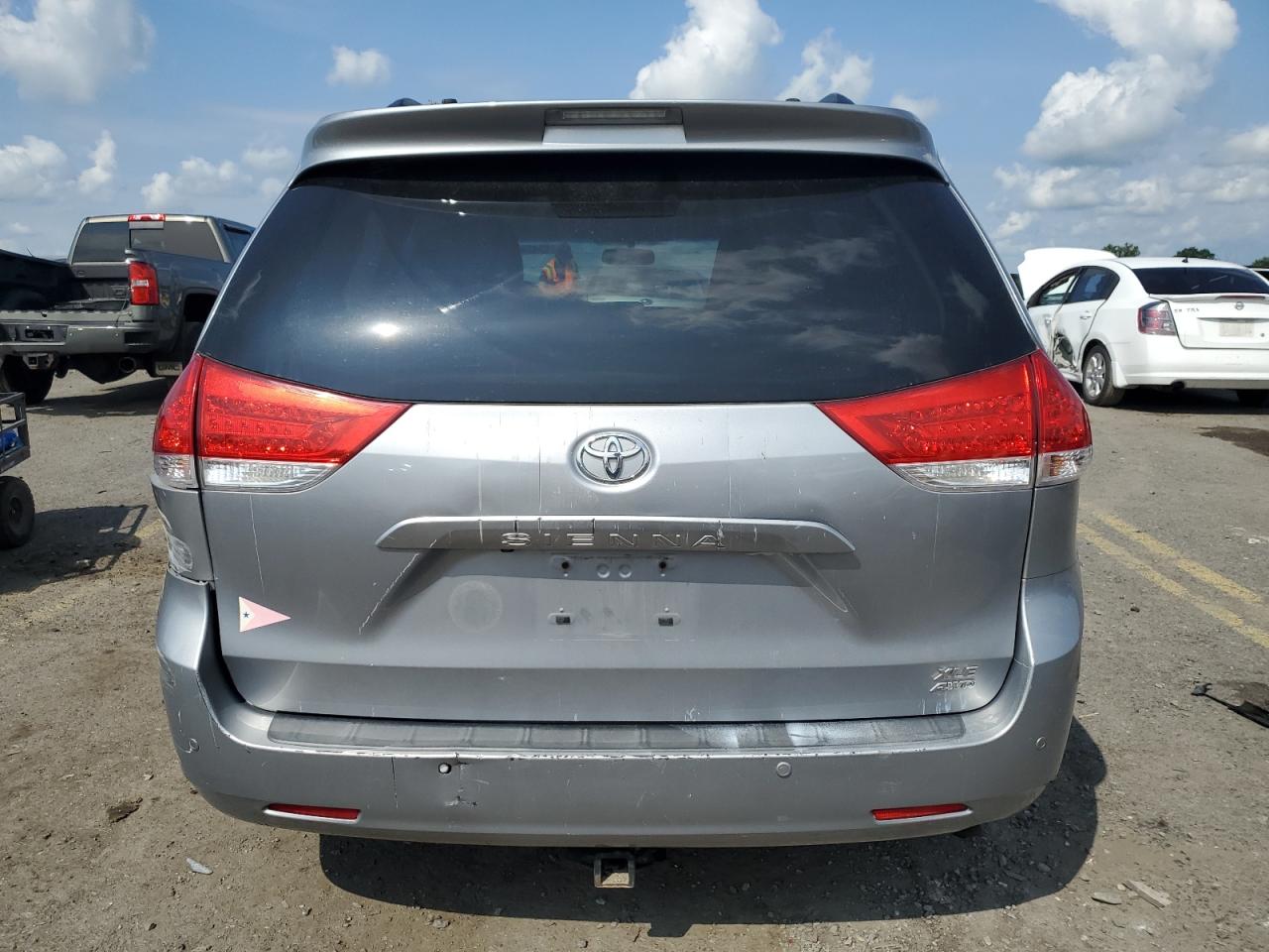 5tddk3dc0ds066858 5TDDK3DC0DS066858 2013 Toyota Sienna Xle