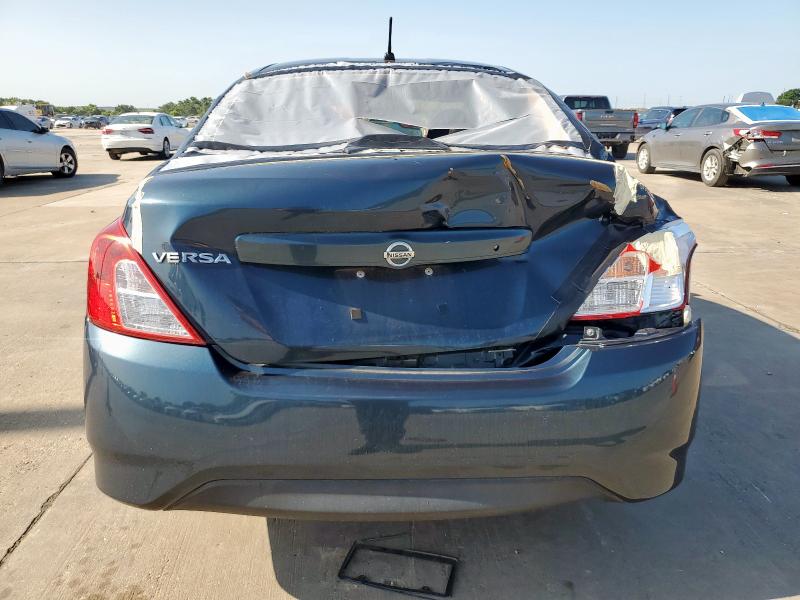  NISSAN VERSA 2015 Сірий