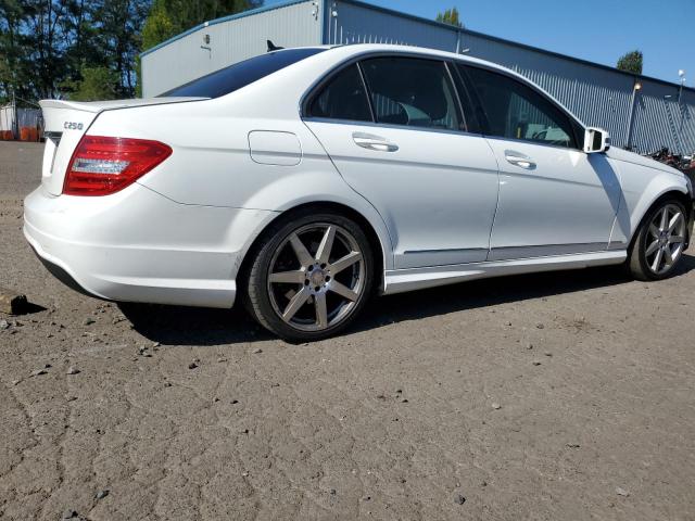  MERCEDES-BENZ C-CLASS 2014 Biały