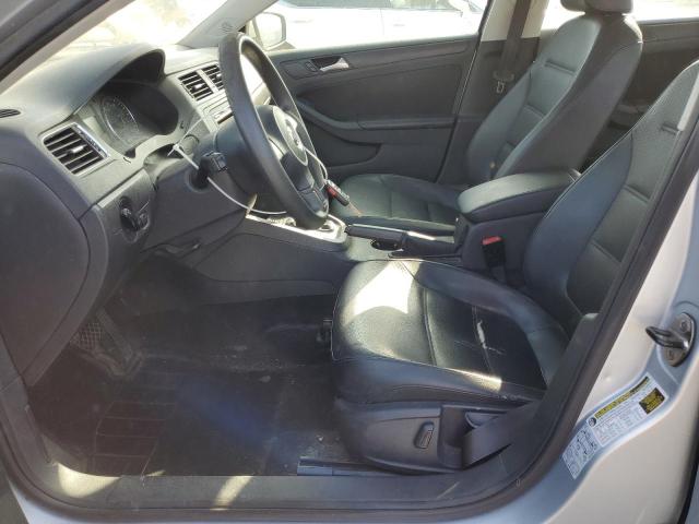 Sedans VOLKSWAGEN JETTA 2014 Silver