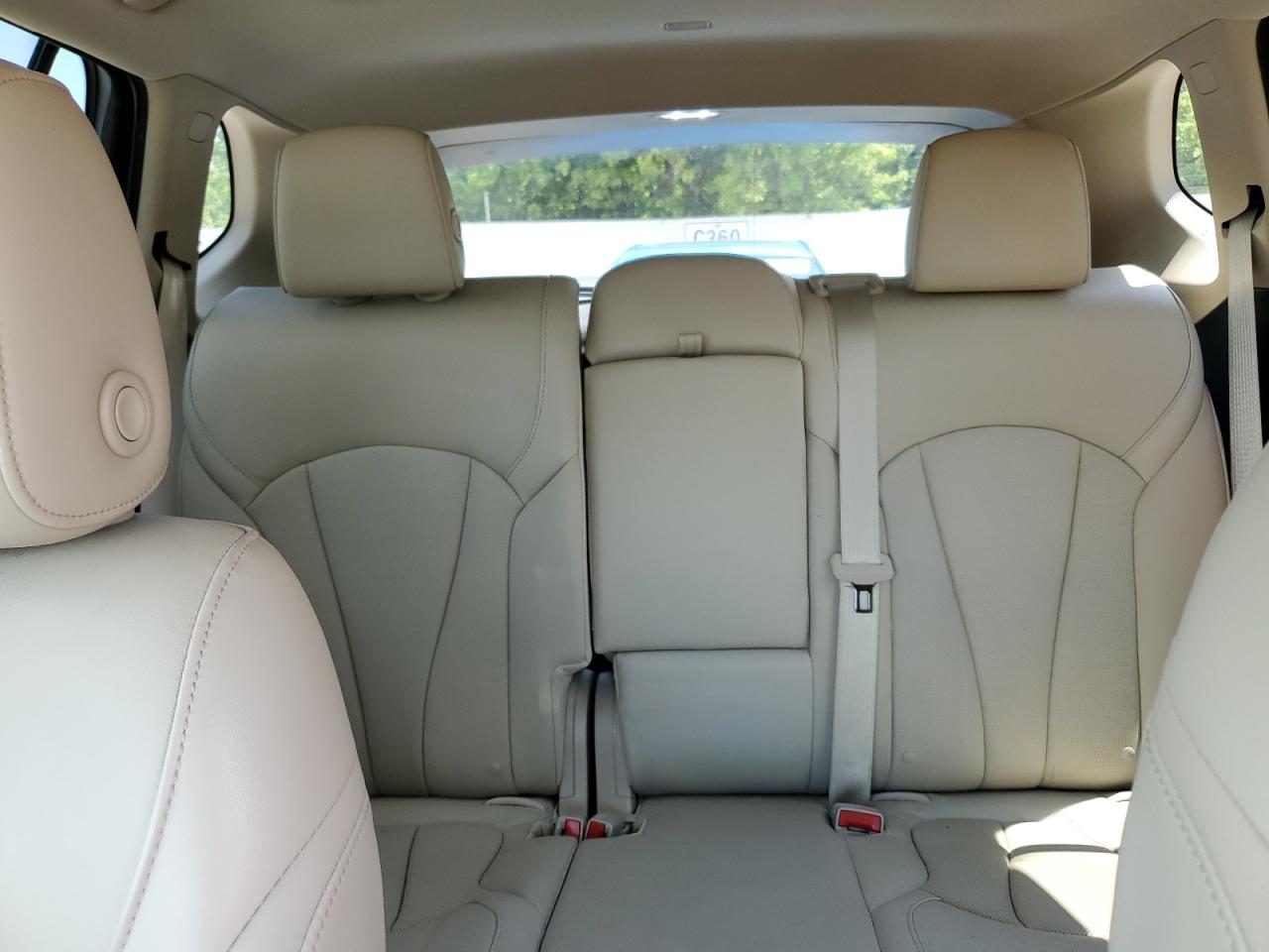 2018 Buick Envision Essence VIN: LRBFX2SA6JD026411 Lot: 63100635