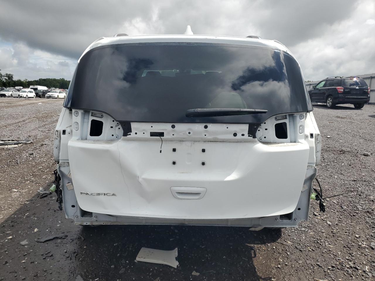 2020 Chrysler Pacifica Touring L Plus VIN: 2C4RC1EG7LR141779 Lot: 63649135