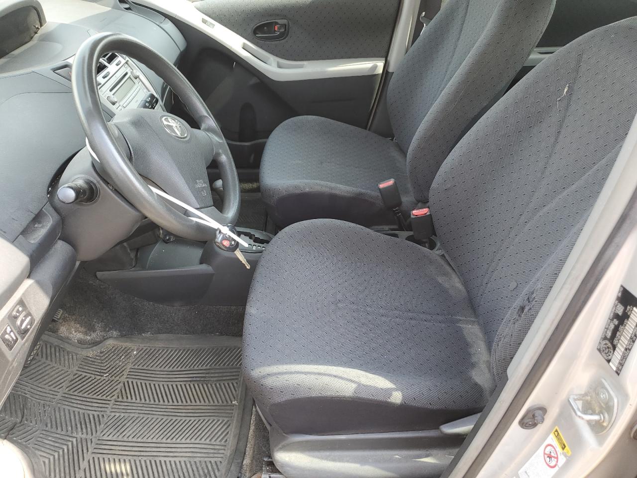 2010 Toyota Yaris VIN: JTDKT4K30A5321930 Lot: 63844015