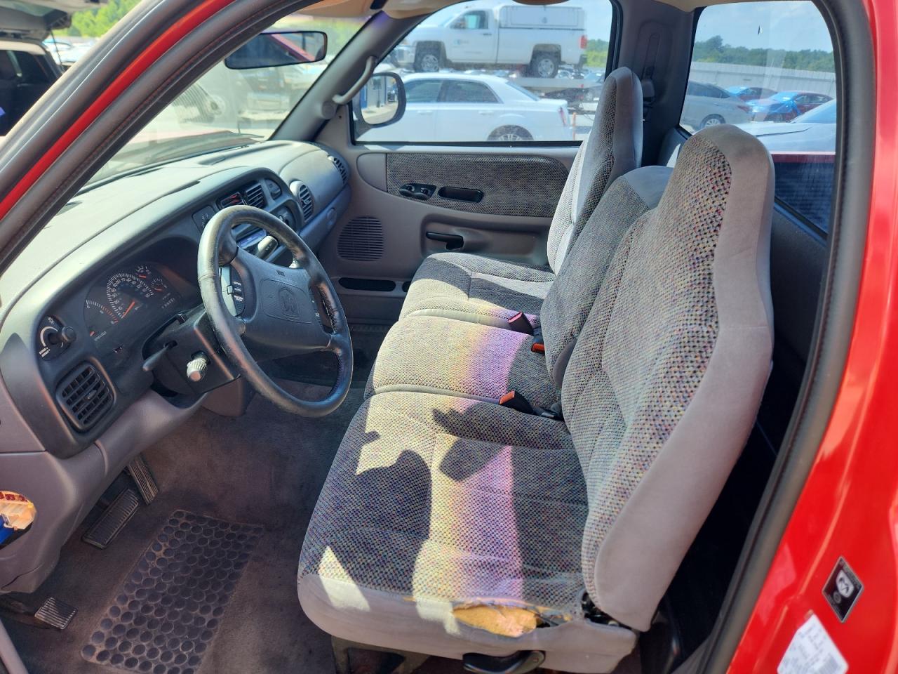 1998 Dodge Ram 1500 VIN: 1B7HC16Y1WS768516 Lot: 64381365