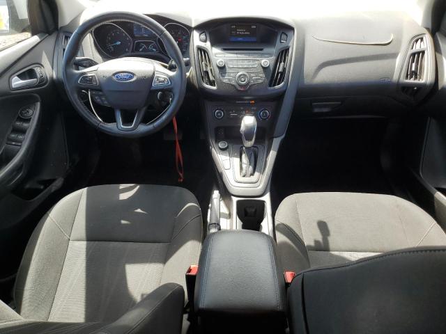Sedans FORD FOCUS 2015 White