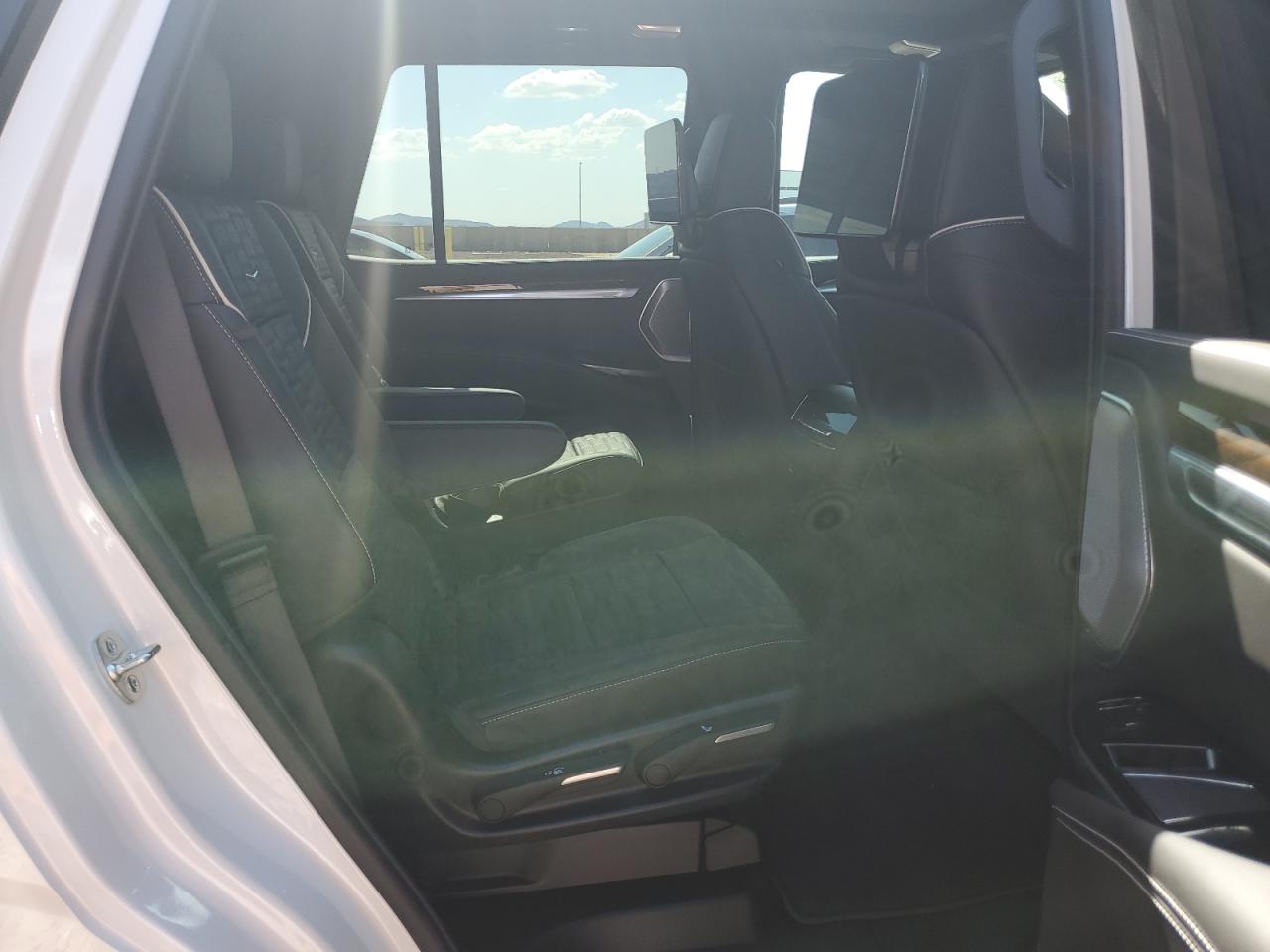 2025 Cadillac Escalade Sport Platinum VIN: 1GYS9GRL3SR210461 Lot: 65266225
