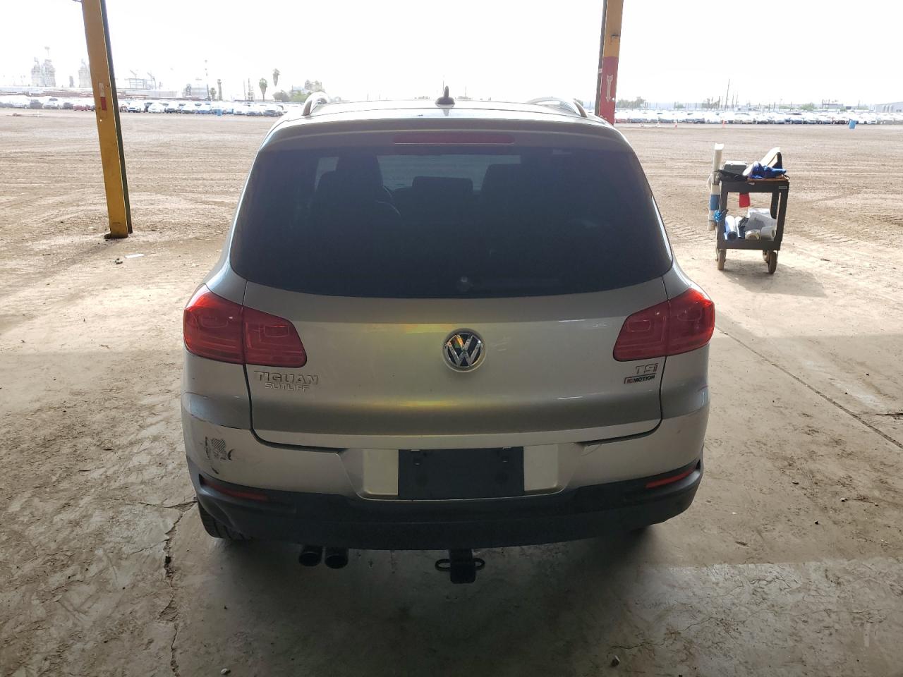 2017 Volkswagen Tiguan Wolfsburg VIN: WVGSV7AX9HK002727 Lot: 64480025
