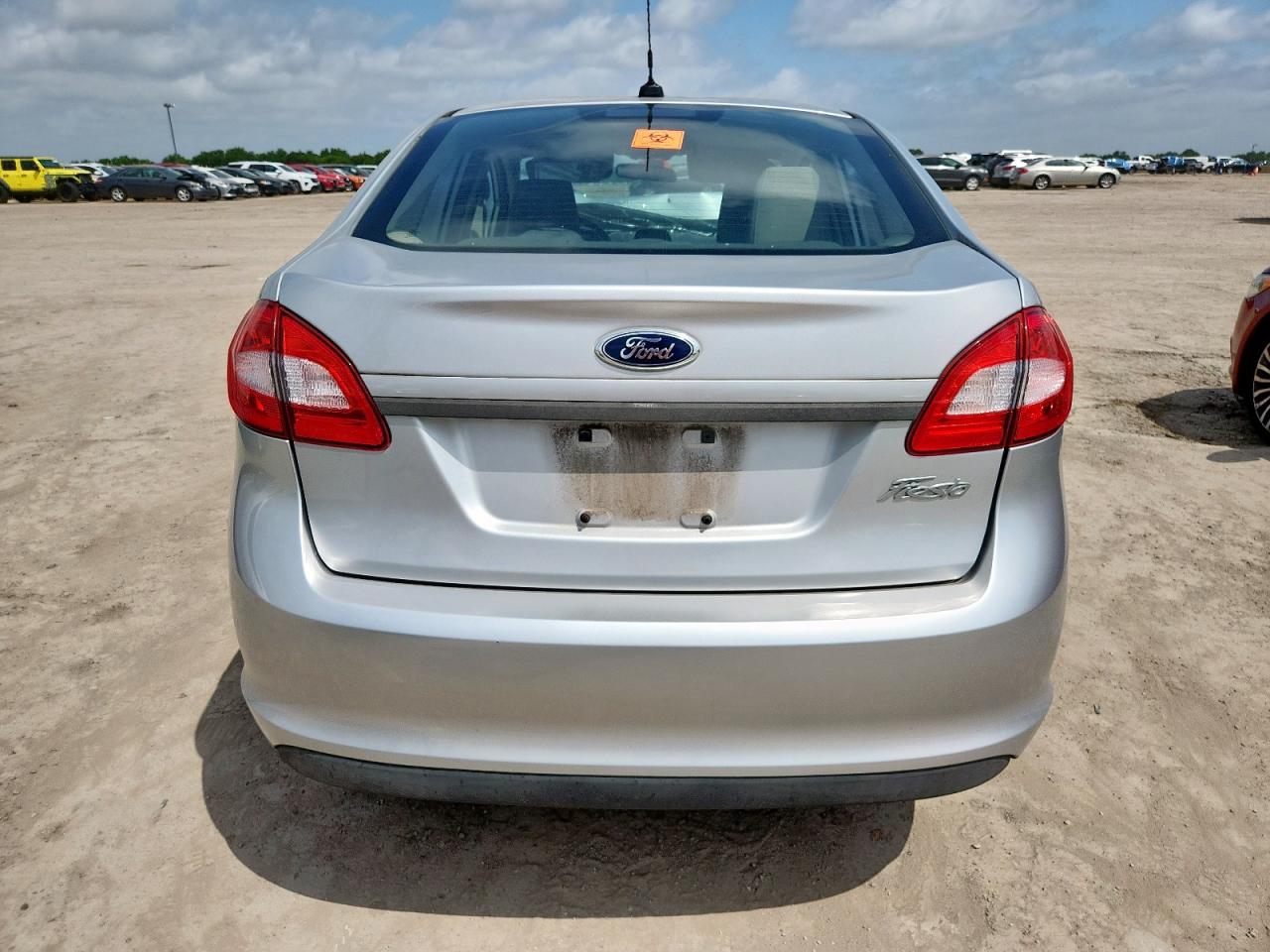 2012 Ford Fiesta S VIN: 3FADP4AJ9CM187113 Lot: 64719765