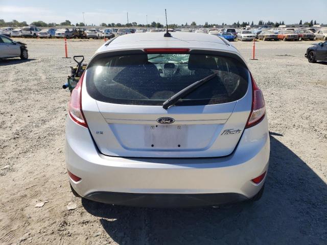  FORD FIESTA 2016 Srebrny