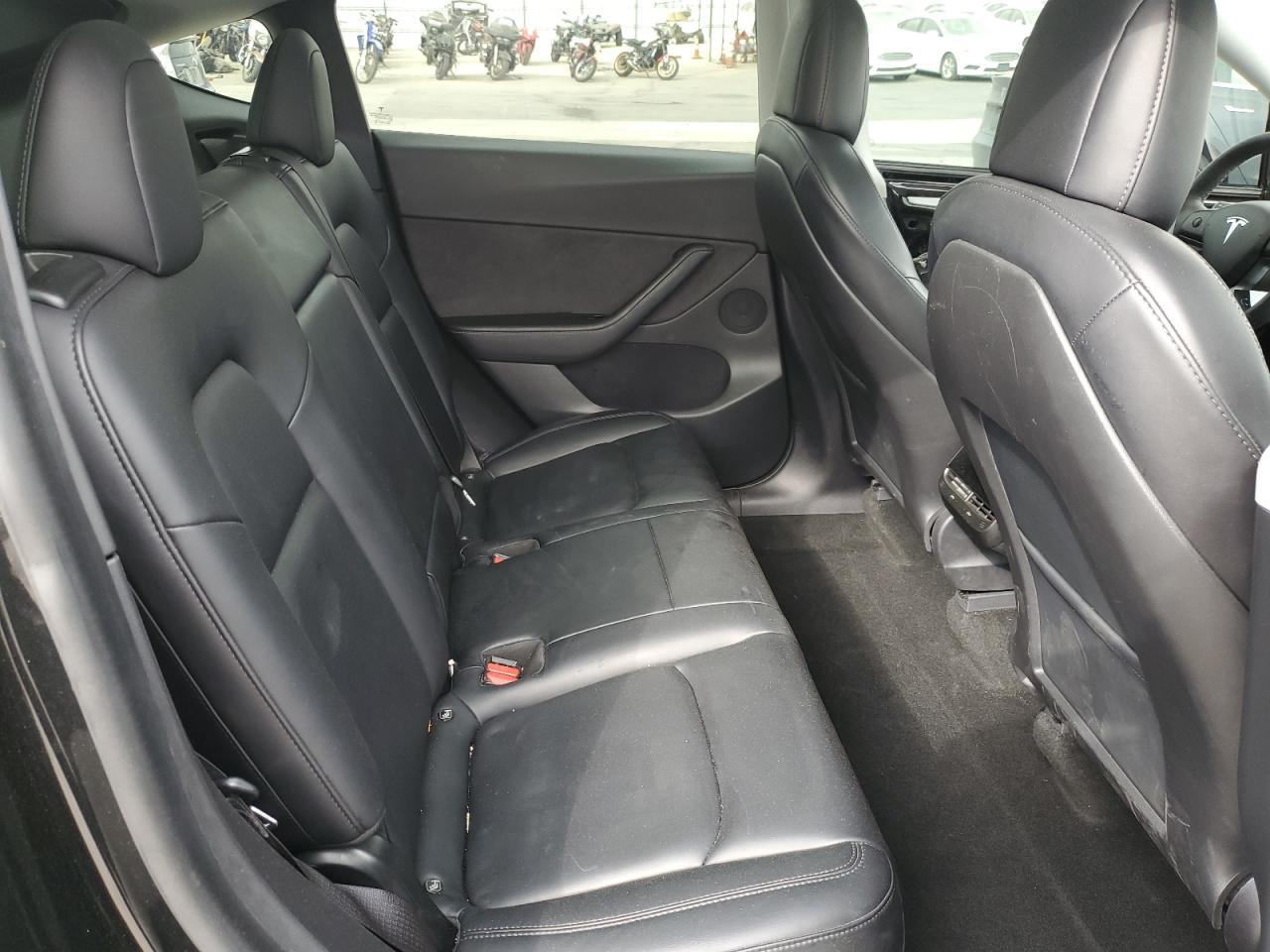 2021 Tesla Model Y VIN: 5YJYGDEE6MF077098 Lot: 64293565