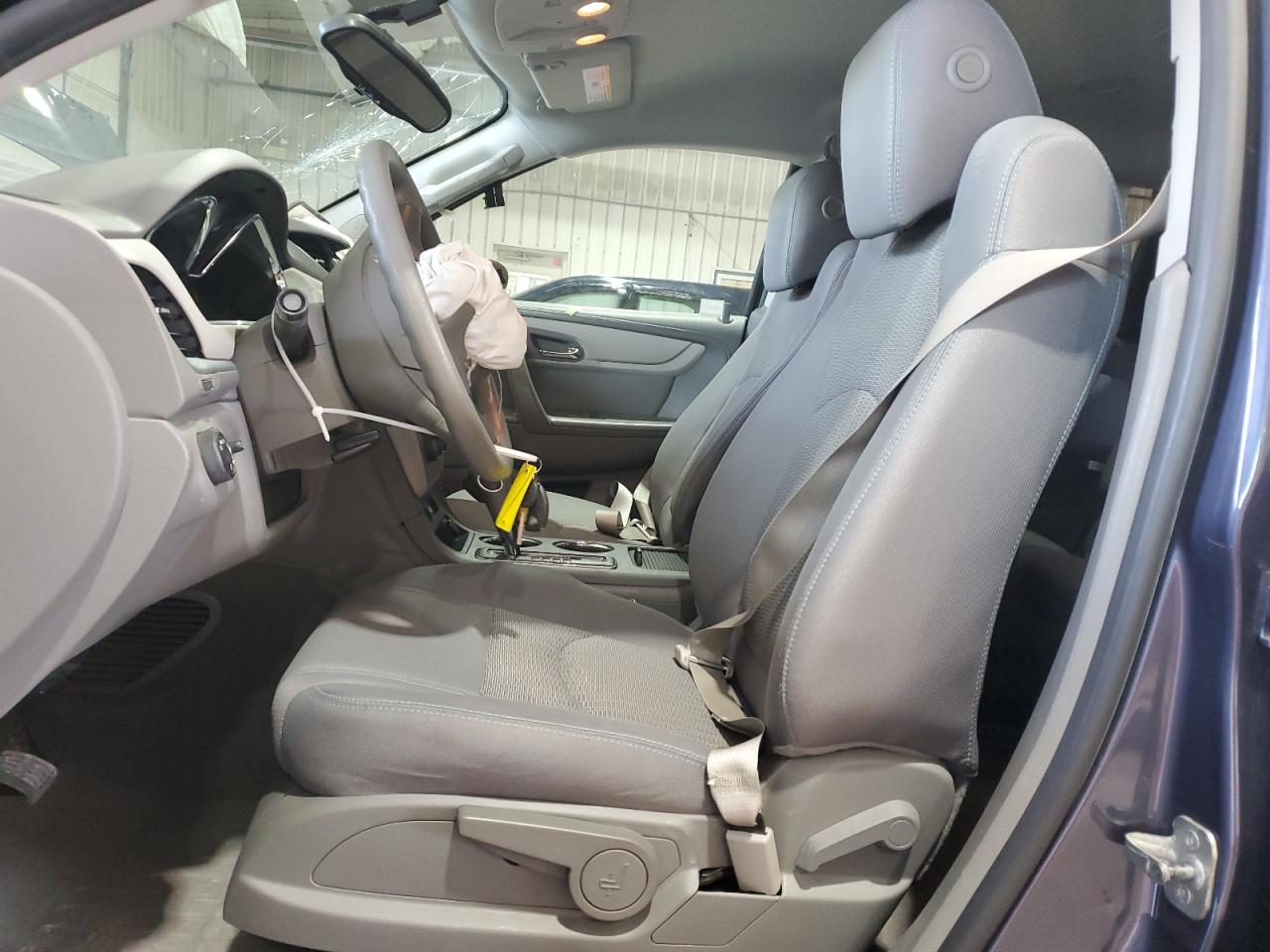 2014 Chevrolet Traverse Ls VIN: 1GNKRFED2EJ318661 Lot: 63979335