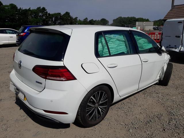 2018 VOLKSWAGEN GOLF SE NA