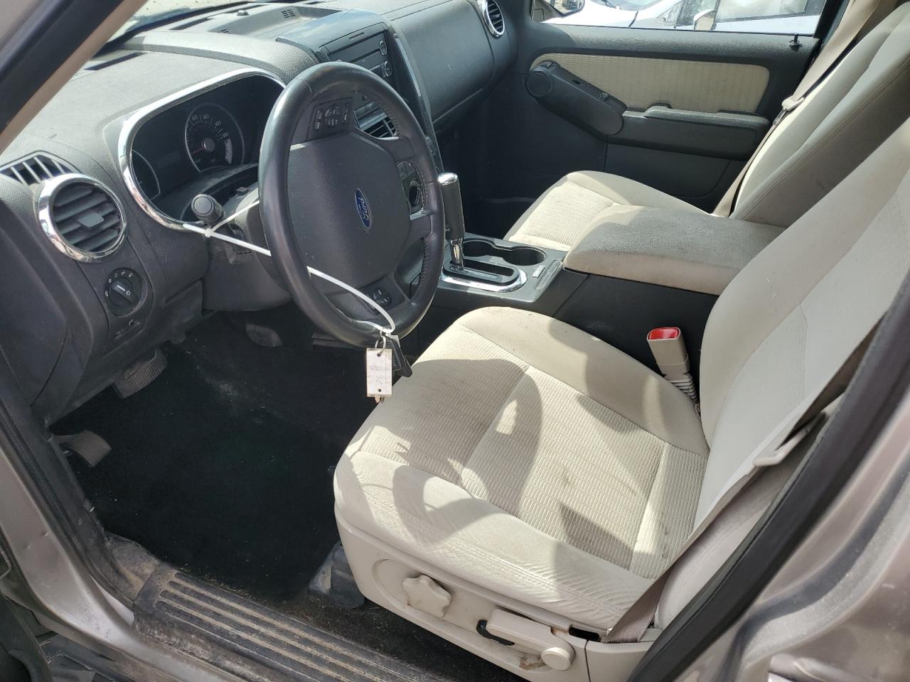 2008 Ford Explorer Xlt VIN: 1FMEU73E98UA55279 Lot: 65356435