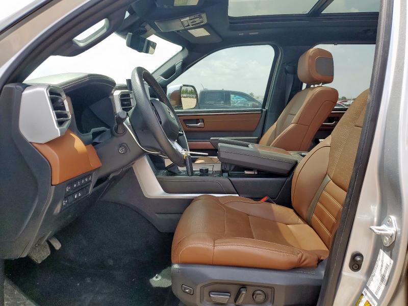  TOYOTA TUNDRA 2023 Gray