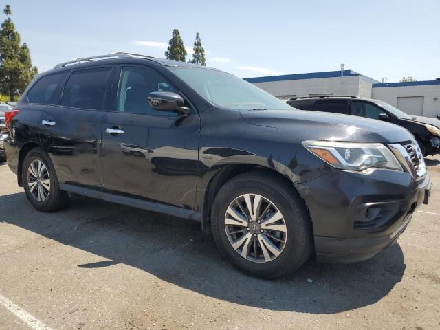 NISSAN PATHFINDER 2018 Czarny