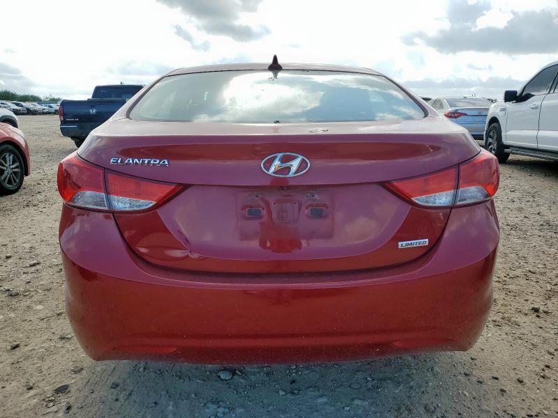  HYUNDAI ELANTRA 2012 Красный