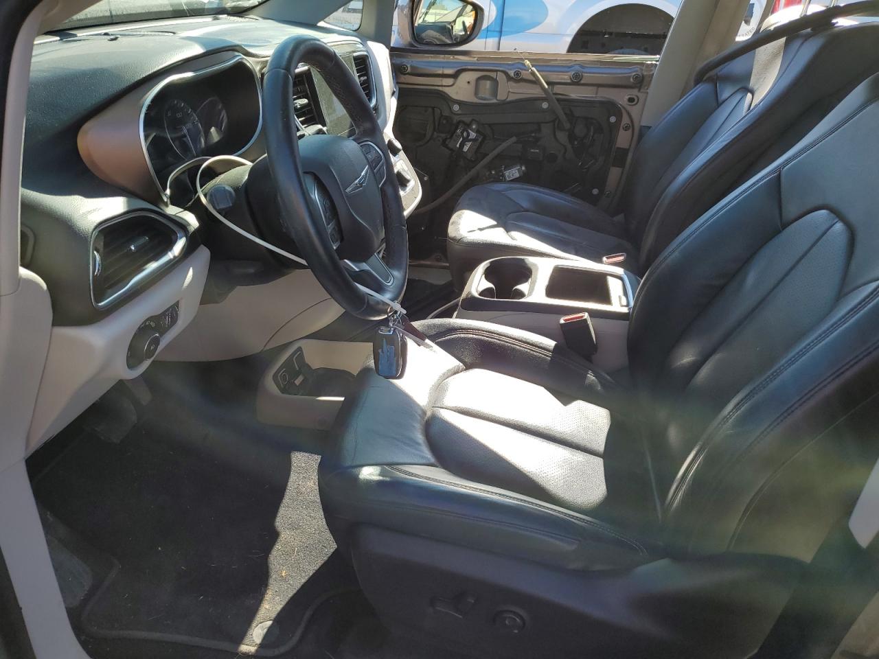 2018 Chrysler Pacifica Touring L Plus VIN: 2C4RC1EG4JR172145 Lot: 63465485