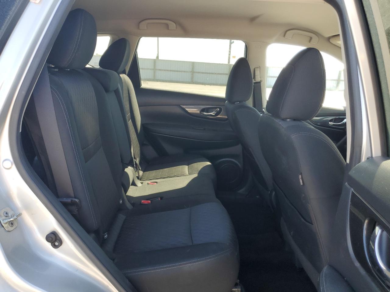 2018 Nissan Rogue S VIN: KNMAT2MV6JP540152 Lot: 64452495