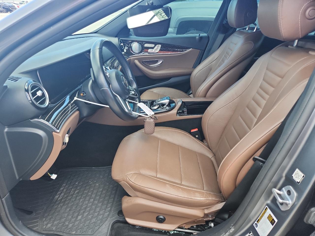 2019 Mercedes-Benz E 300 VIN: WDDZF4JB1KA560951 Lot: 62859415