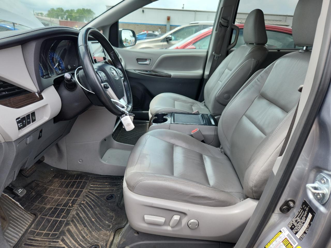 2016 Toyota Sienna Xle VIN: 5TDDK3DCXGS131736 Lot: 64491865