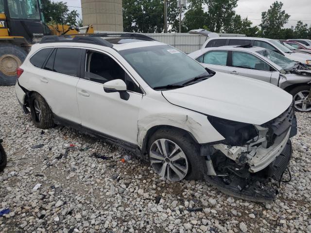  SUBARU OUTBACK 2018 Белы