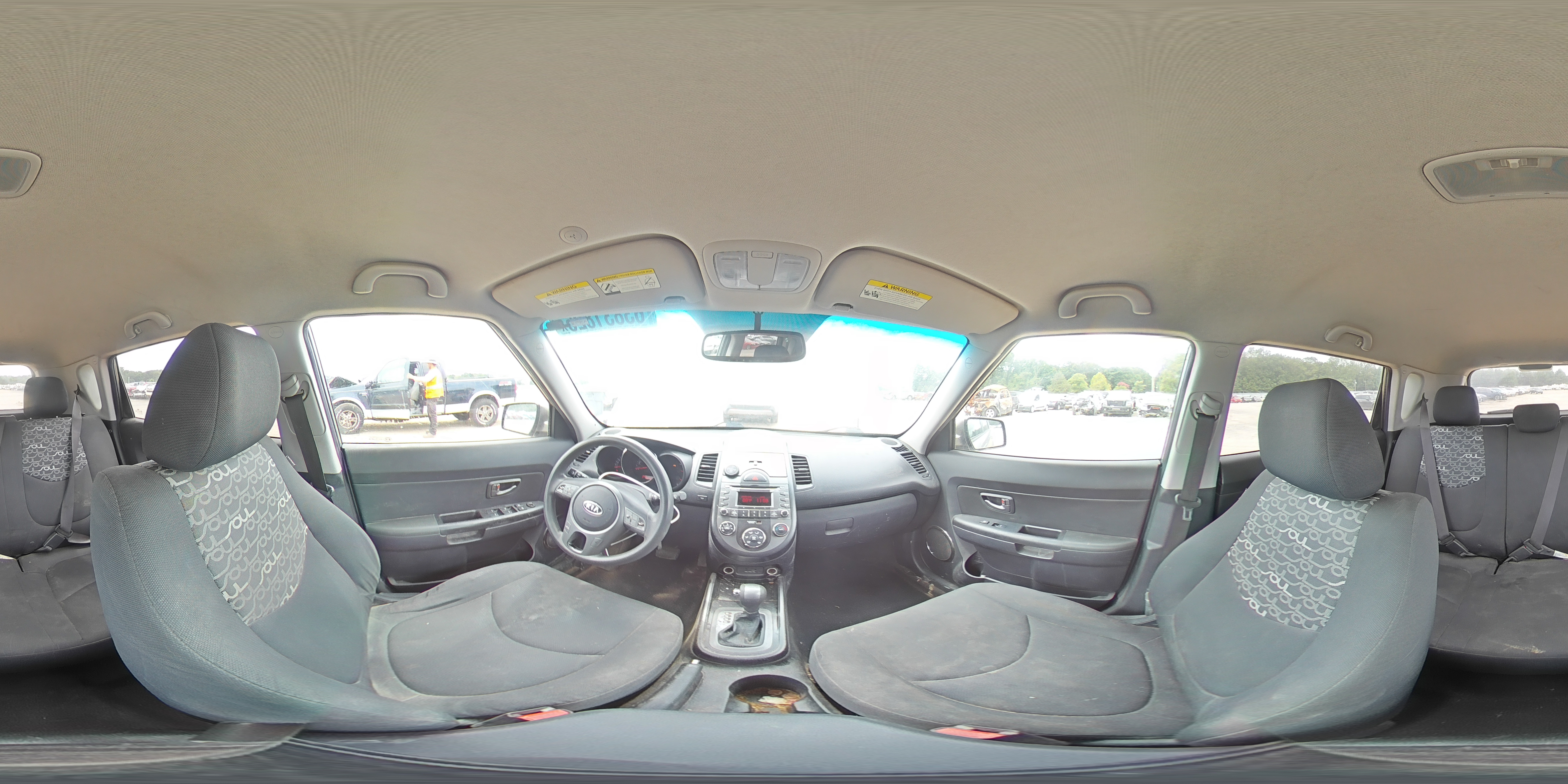 2011 Kia Soul + VIN: KNDJT2A23B7202462 Lot: 63831825