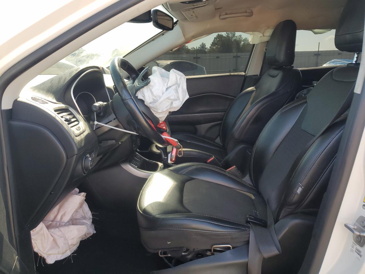 2019 Jeep Compass Latitude VIN: 3C4NJCBB1KT851801 Lot: 64383635