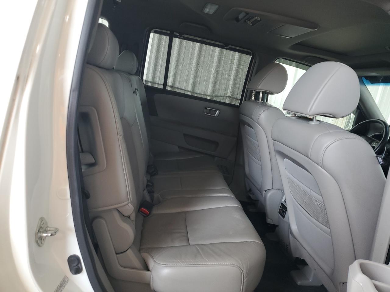 2011 Honda Pilot Touring VIN: 5FNYF4H97BB086813 Lot: 64818125