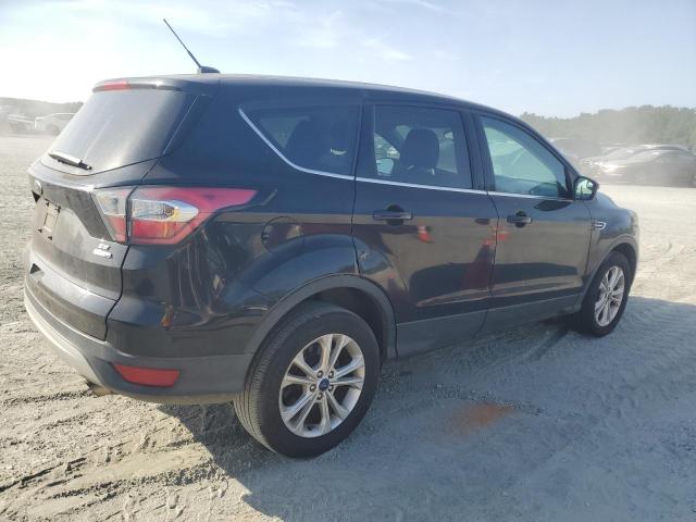  FORD ESCAPE 2017 Czarny