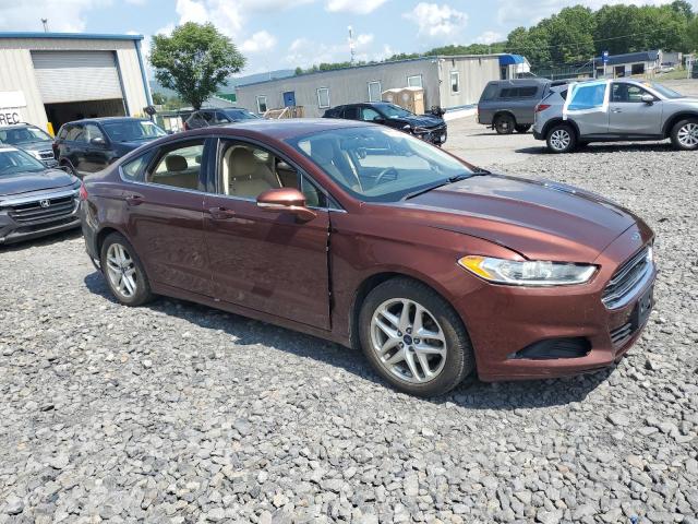 Sedans FORD FUSION 2016 Bordowy