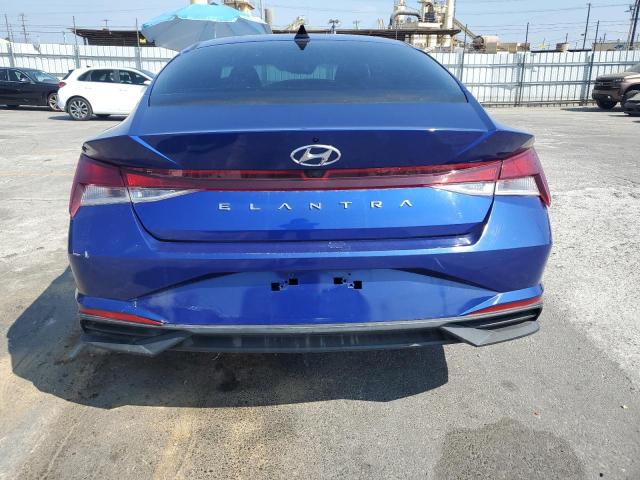  HYUNDAI ELANTRA 2021 Granatowy