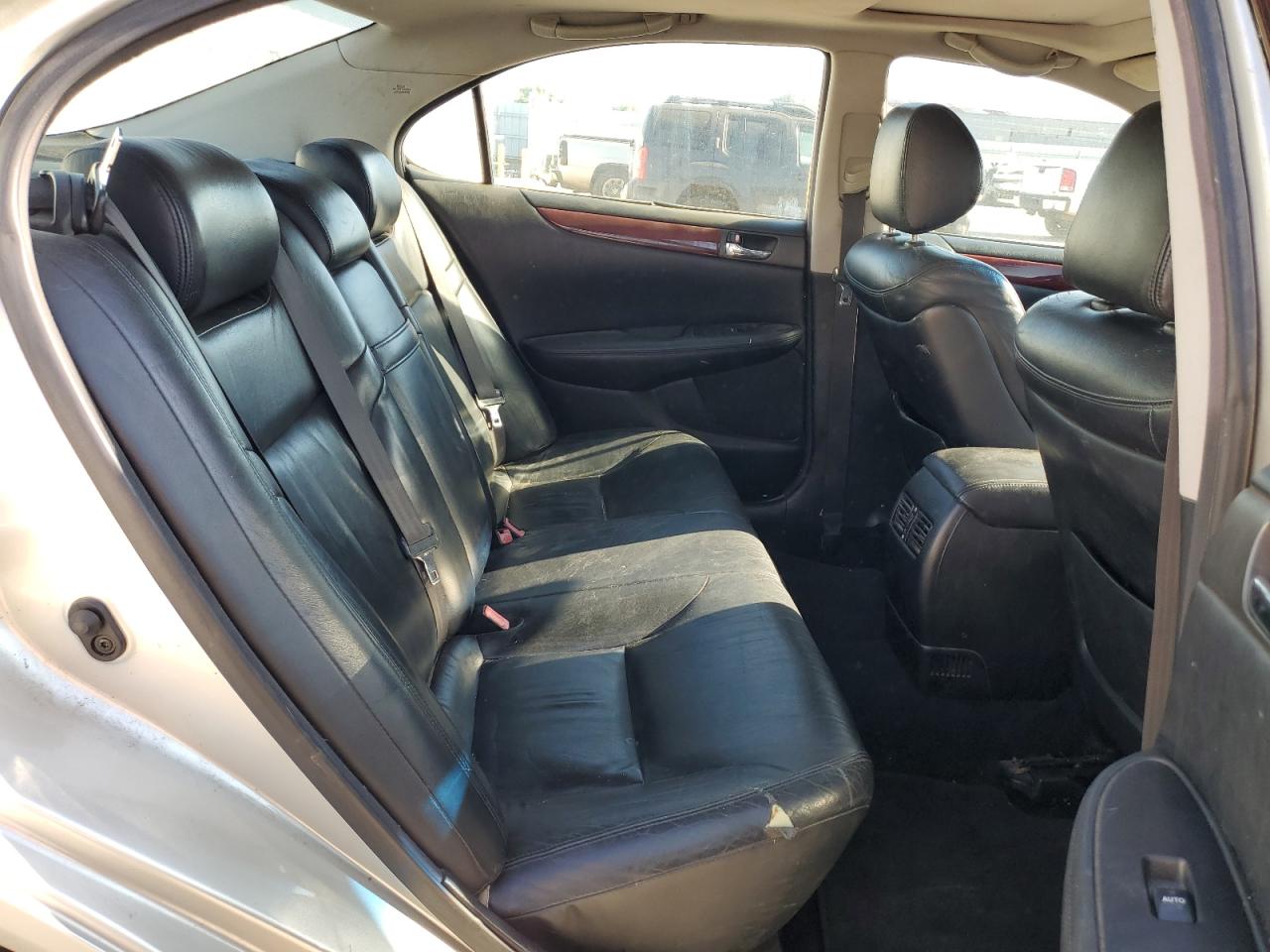 2002 Lexus Es 300 VIN: JTHBF30G020027464 Lot: 63291065