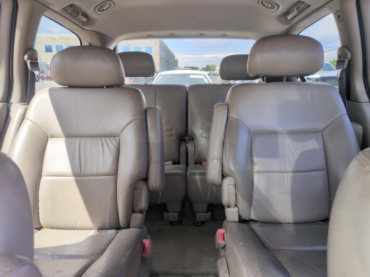 2001 Toyota Sienna Le VIN: 4T3ZF13C01U402096 Lot: 63660415