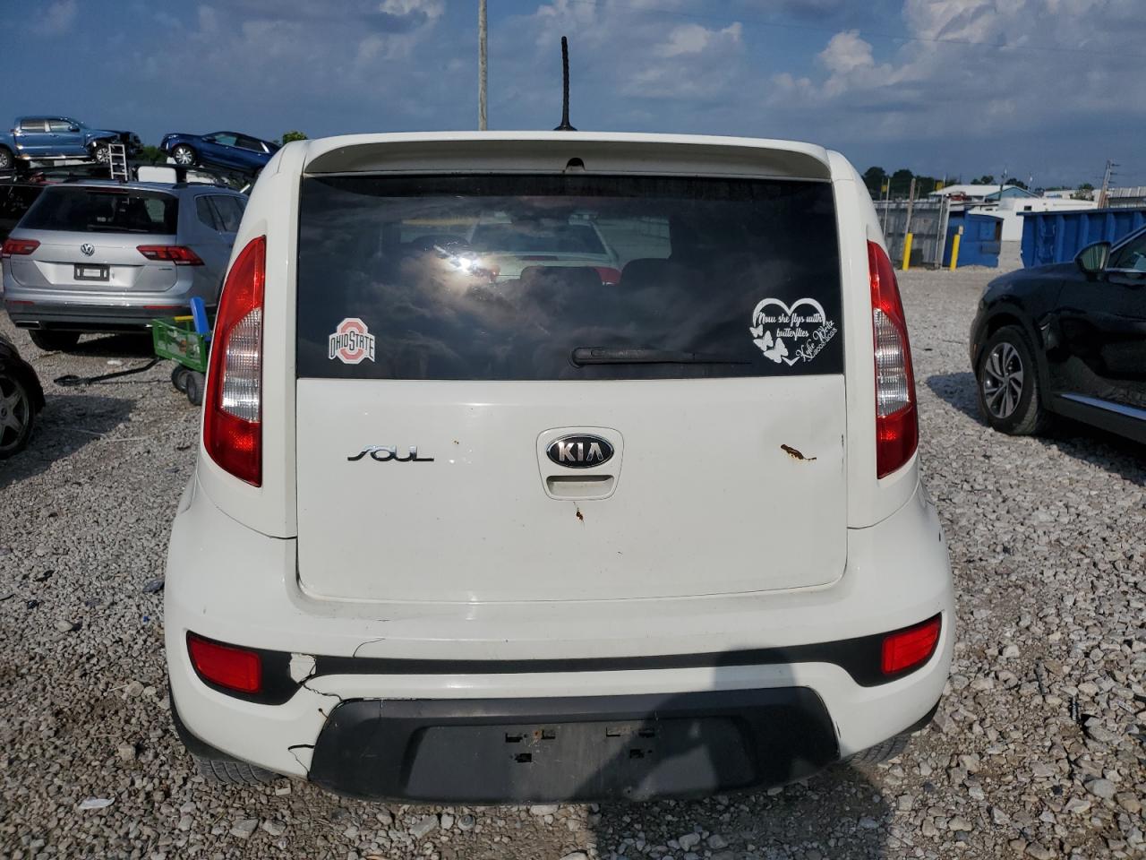 2013 Kia Soul + VIN: KNDJT2A6XD7587105 Lot: 64999505