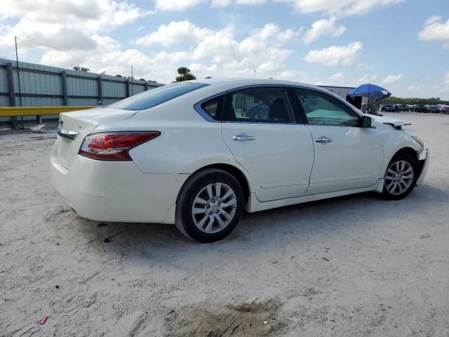  NISSAN ALTIMA 2015 Biały
