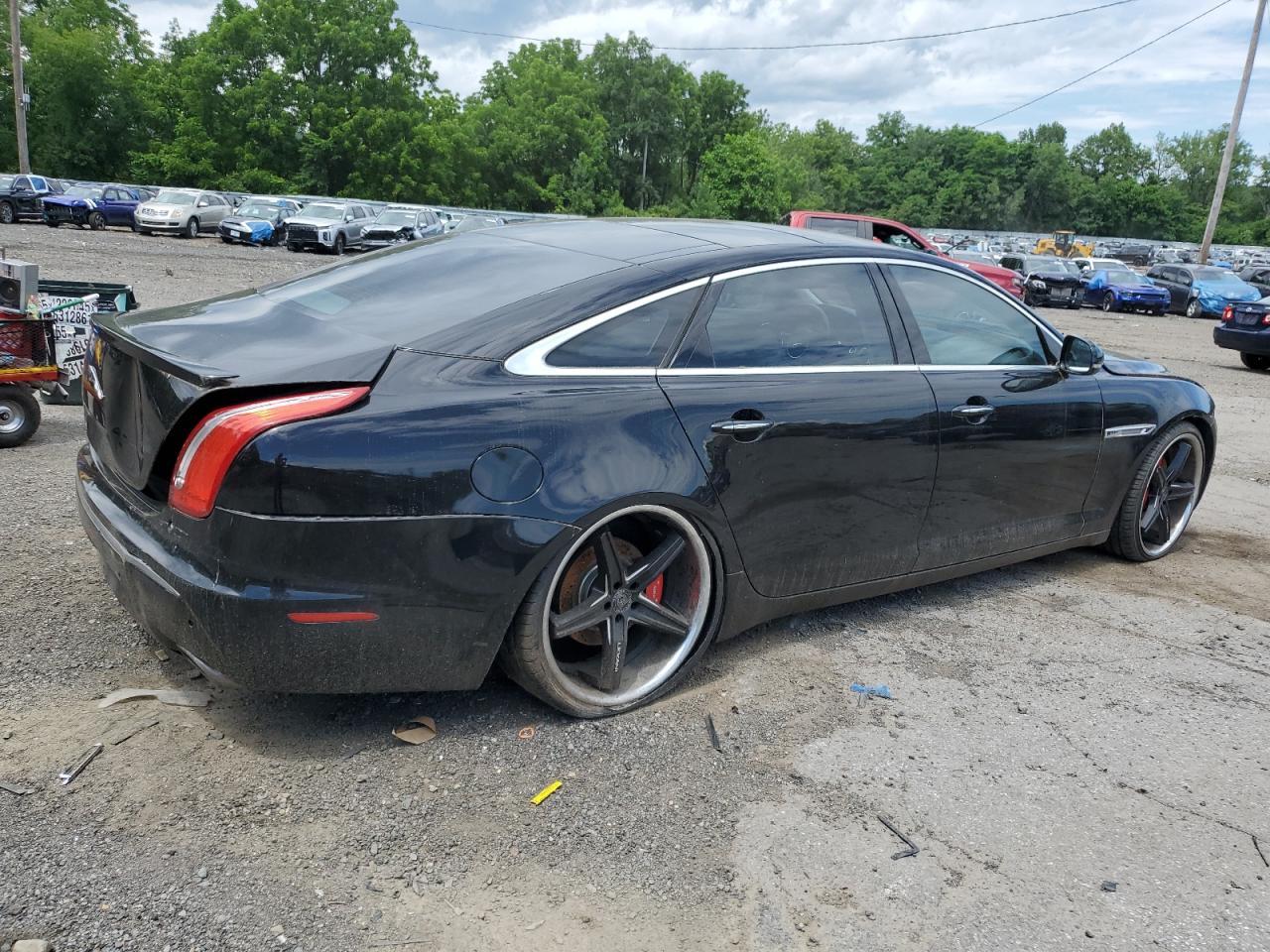 2011 Jaguar Xjl VIN: SAJWA2GB4BLV05648 Lot: 63400135