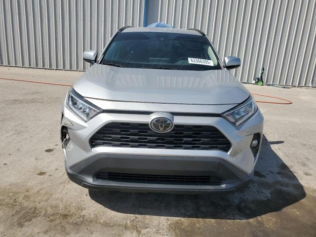  TOYOTA RAV4 2020 Srebrny