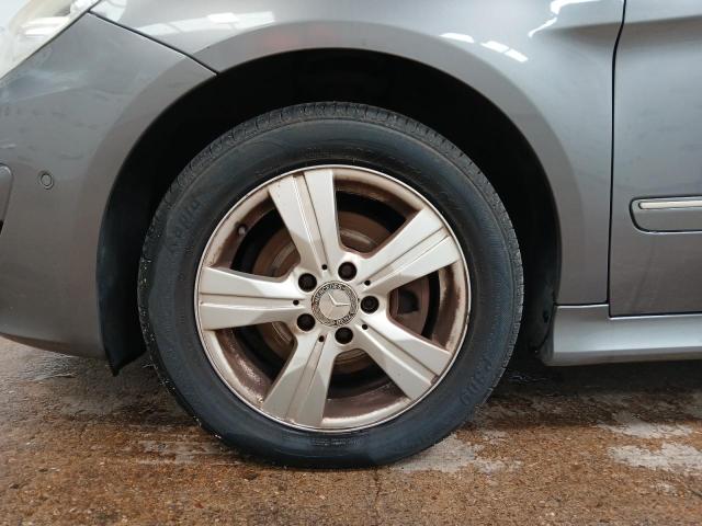2010 MERCEDES BENZ B180 CDI S