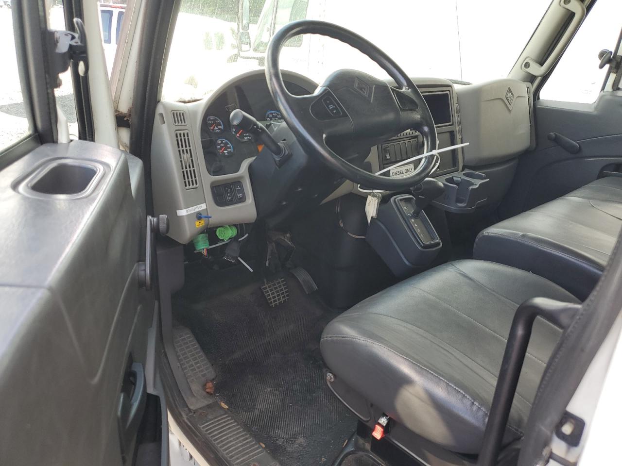 2014 International 4000 4300 - Trucks Semi Truck VIN: 3HAMMAAL1EL489082 Lot: 63494315
