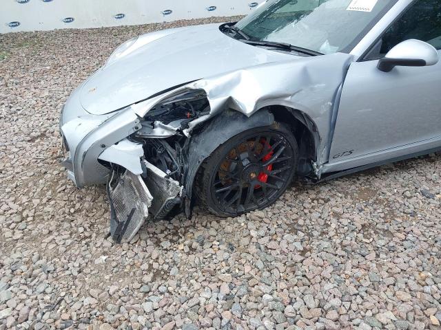 2015 PORSCHE 911 CARRER