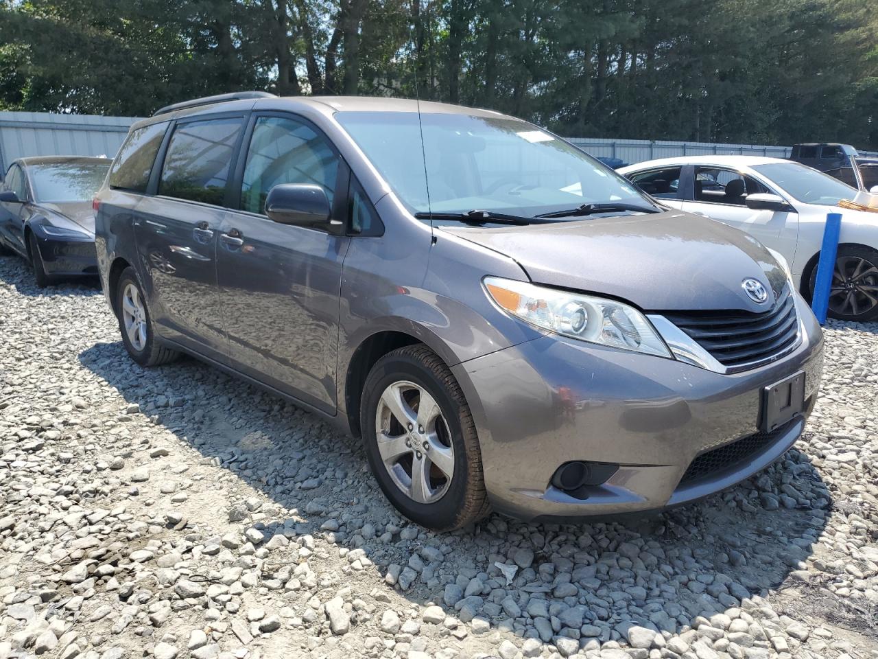2011 Toyota Sienna Le VIN: 5TDKK3DC5BS019460 Lot: 66151155