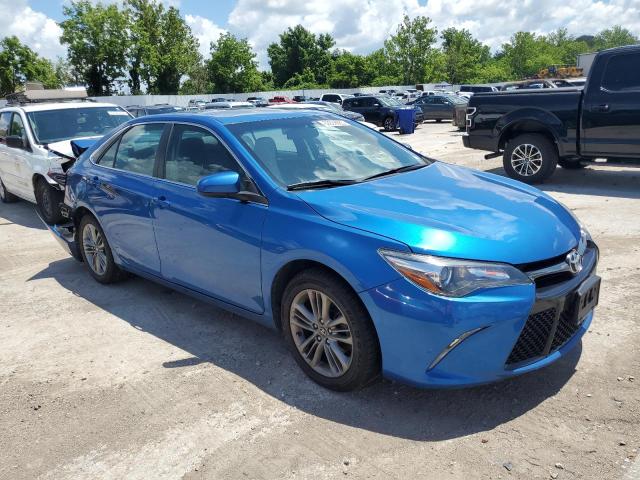  TOYOTA CAMRY 2017 Granatowy