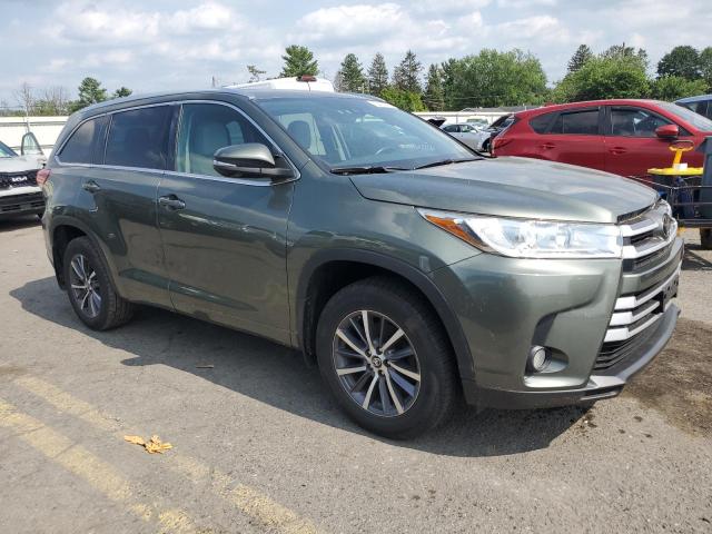  TOYOTA HIGHLANDER 2018 Green