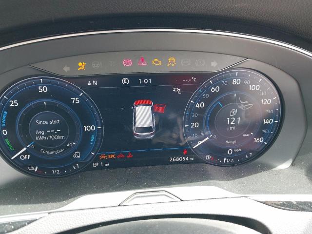 2017 VOLKSWAGEN PASSAT GTE