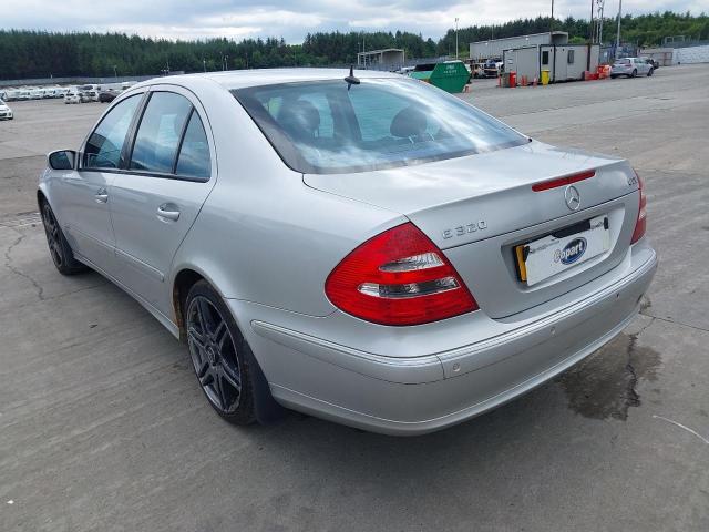 2004 MERCEDES BENZ E320 CDI A